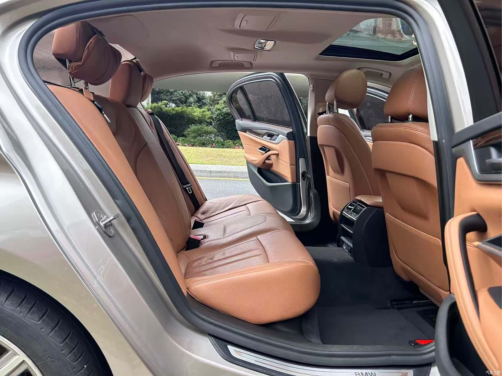 BMW 5 Series, 2017 9