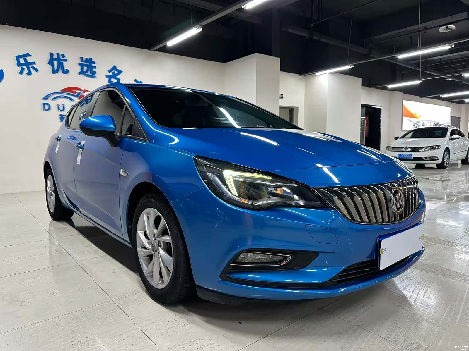 Buick Verano, 2017 3