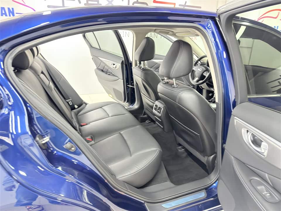 Infiniti Q50L Infiniti Q50L