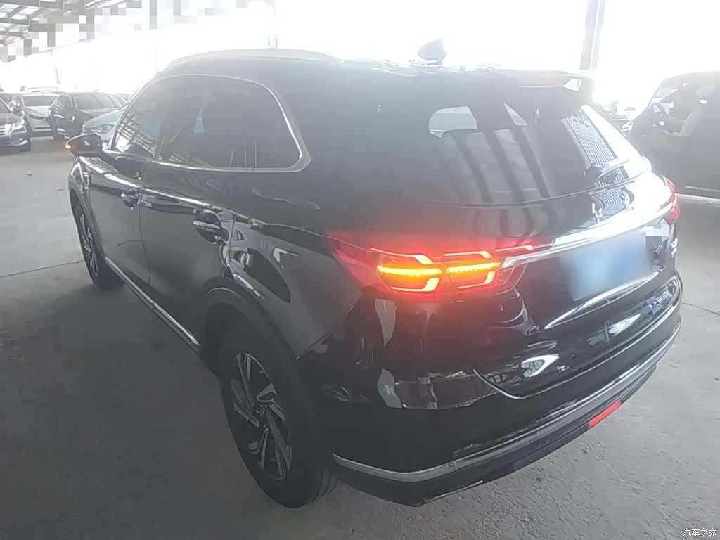 Hongqi HS5, 2022 все фото