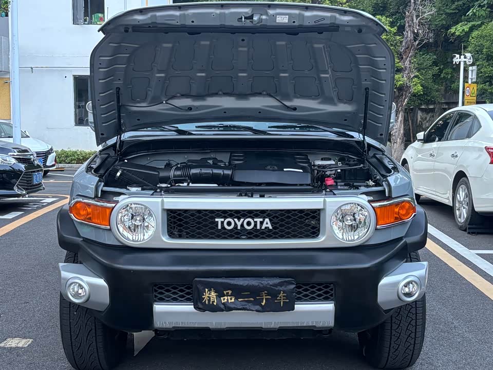 Toyota FJ Cool Luze