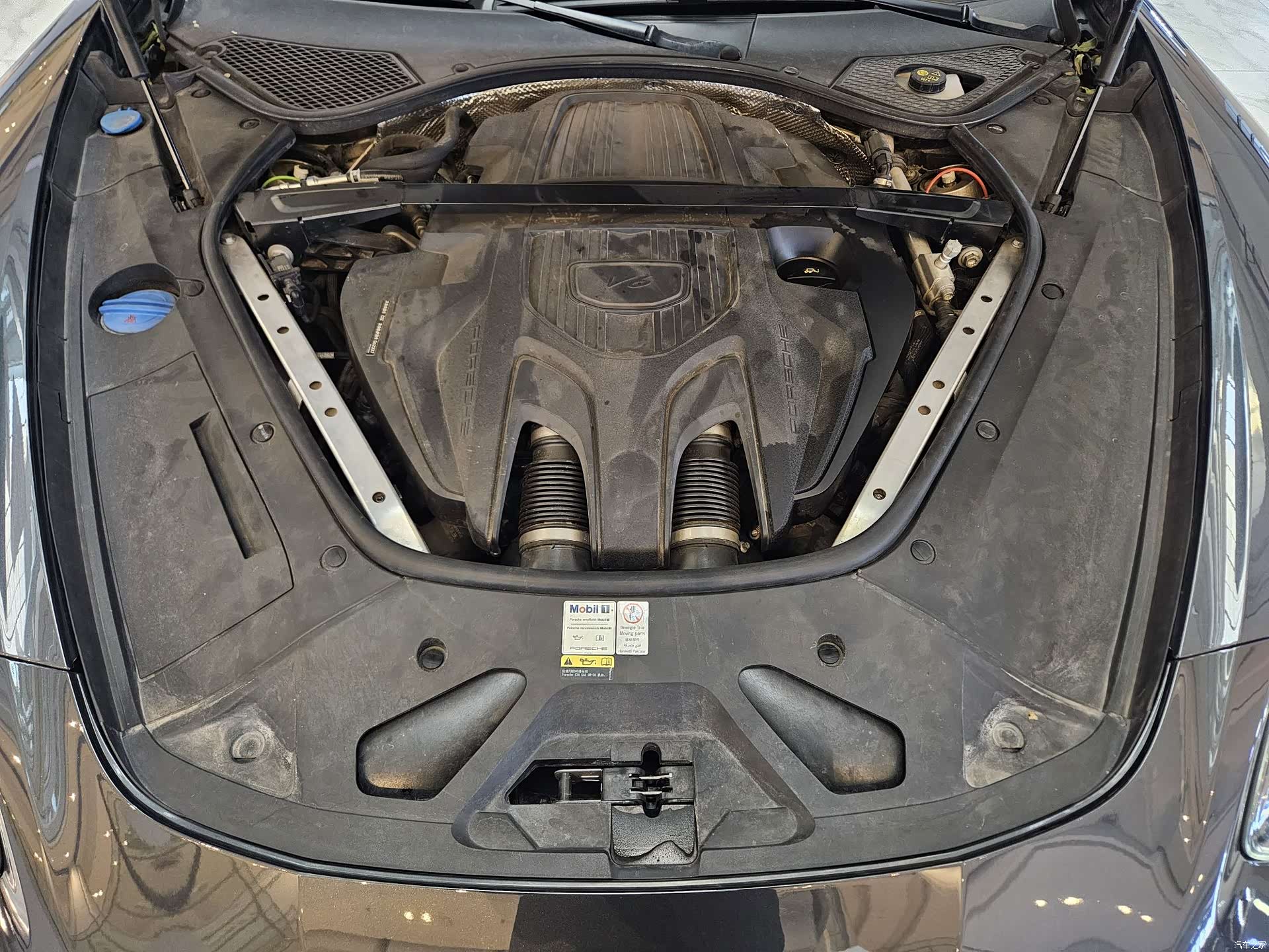 Porsche Panamera, 2022 25
