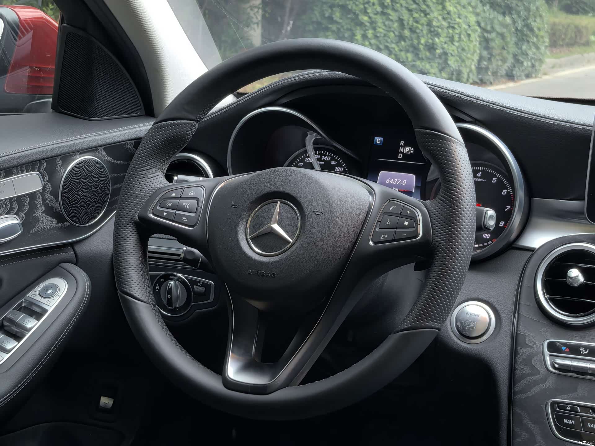 Mercedes-Benz C-Class, 2015 14