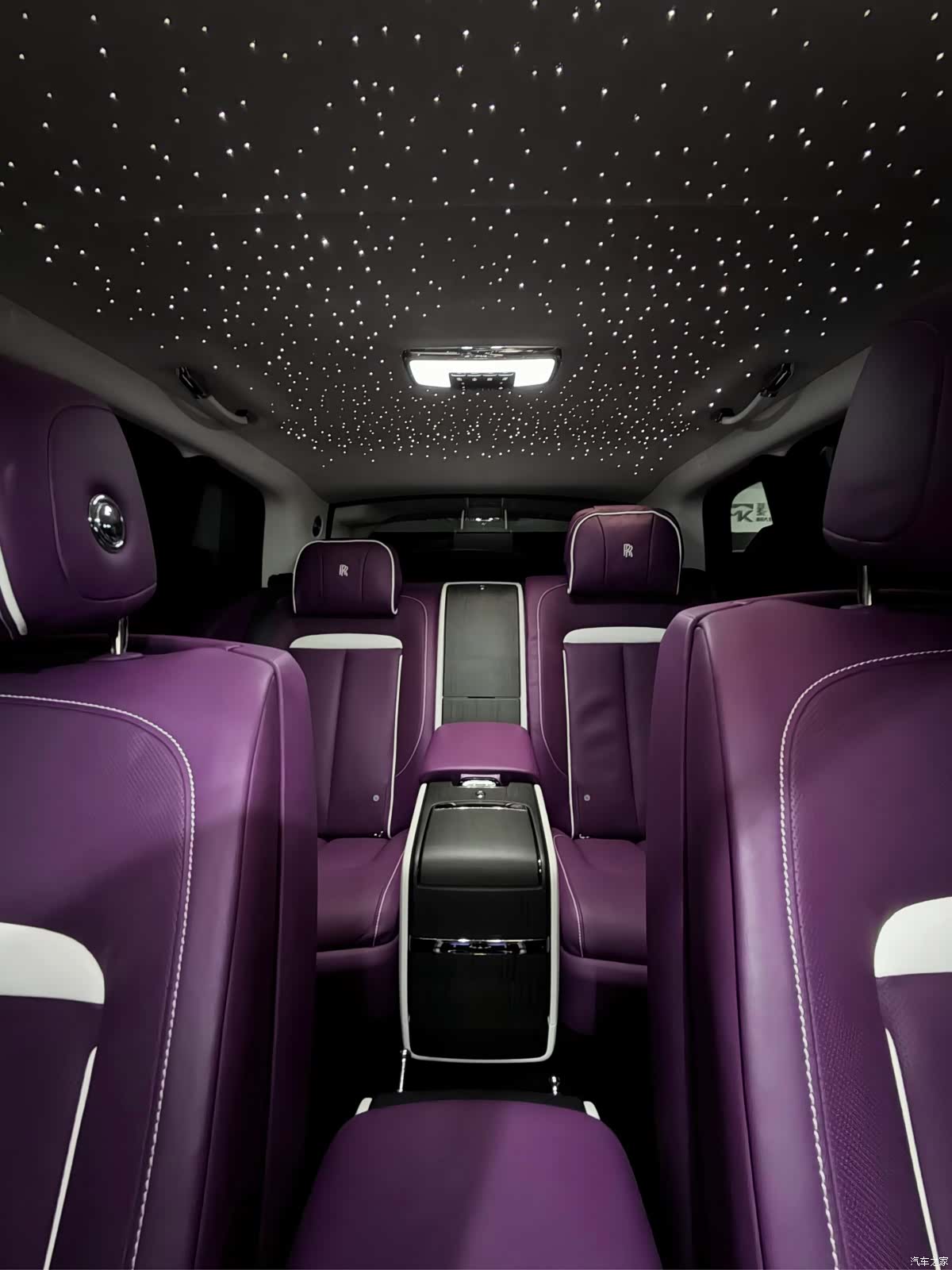 Rolls-Royce Cullinan, 2022 7