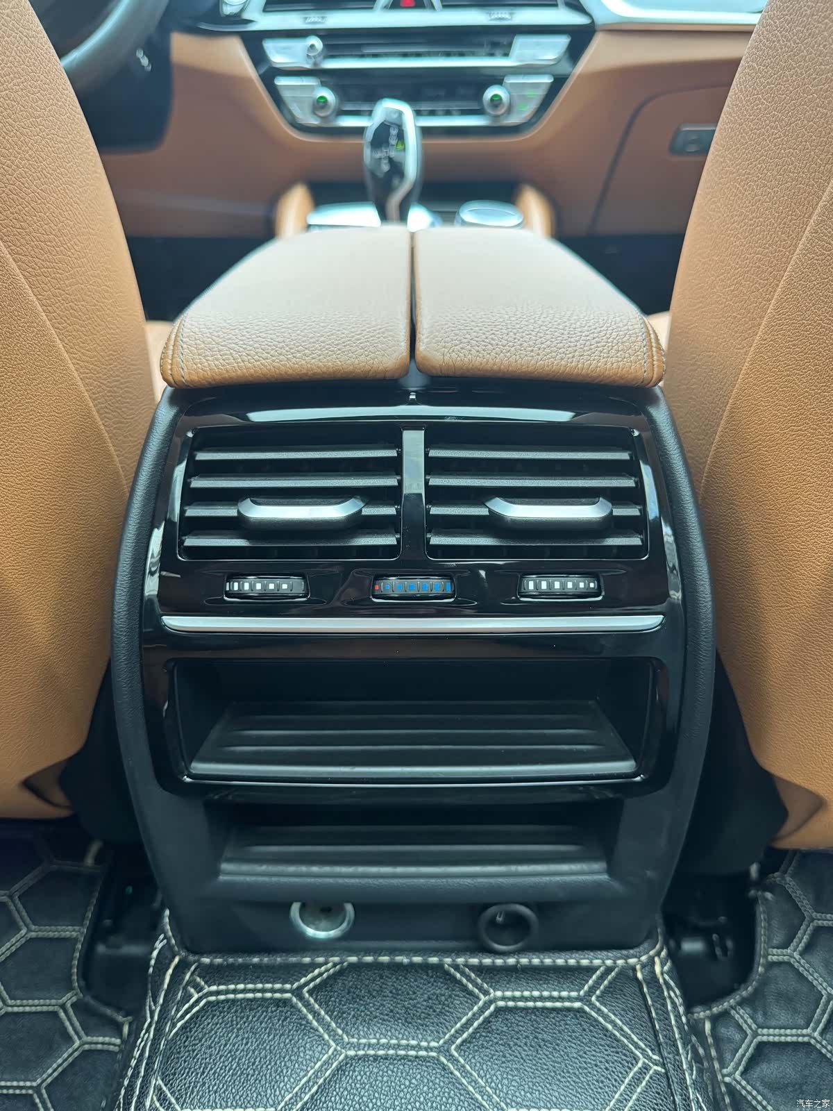 BMW 5 Series, 2019 26