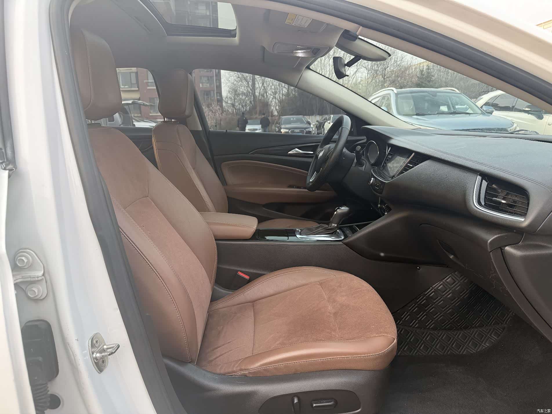 Buick Regal, 2018 все фото