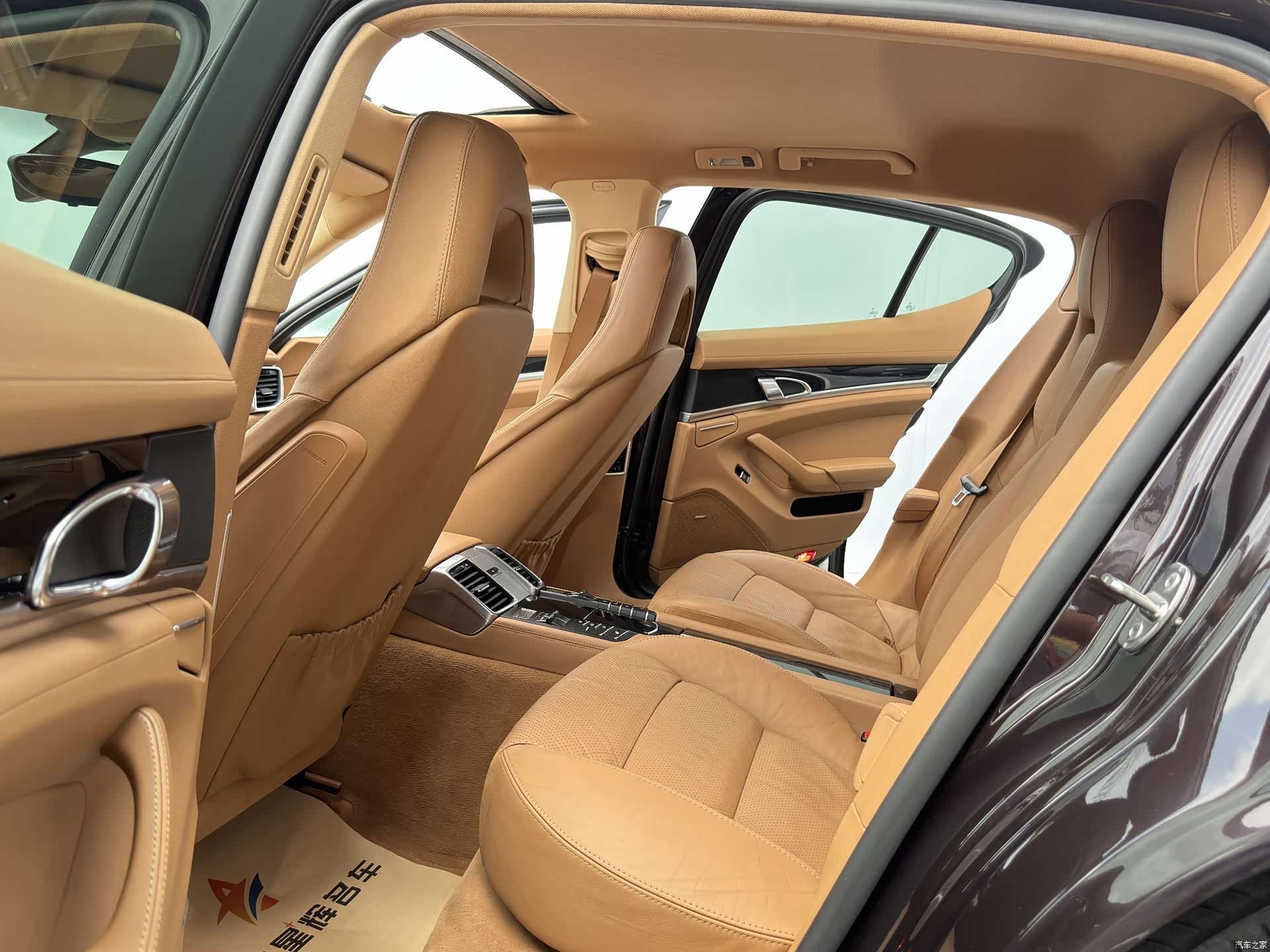 Porsche Panamera, 2011 10