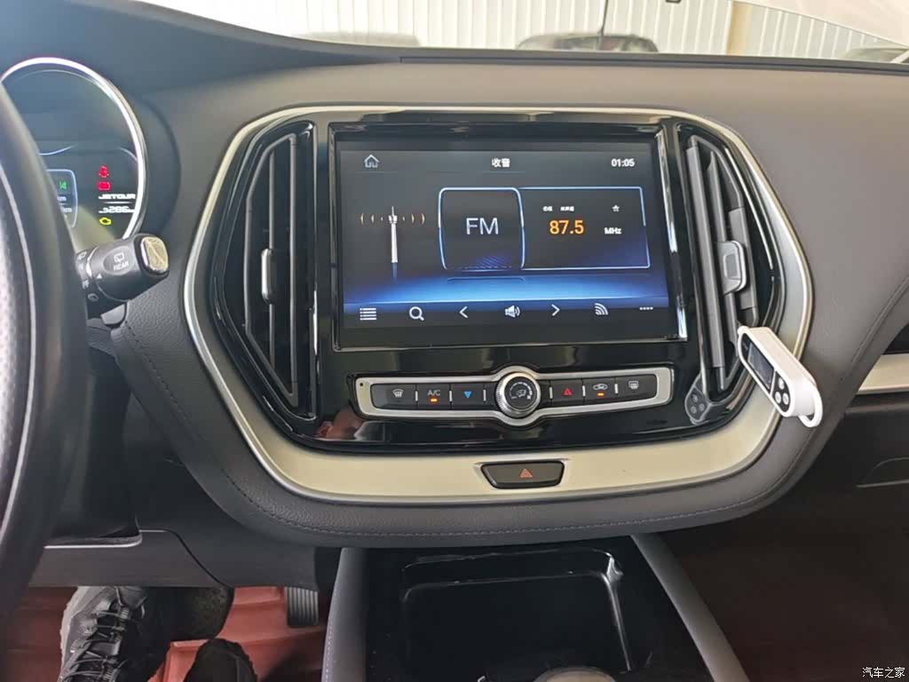 Jetour X70, 2019 13