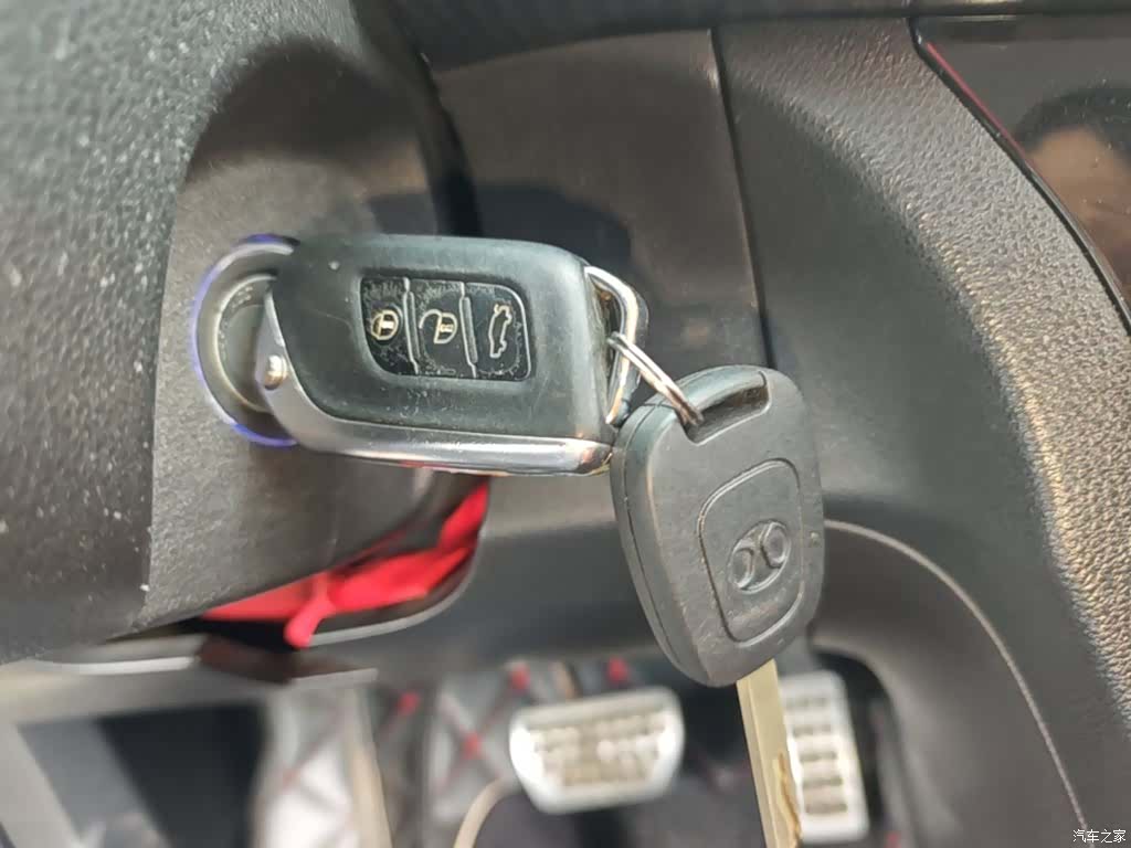 BAIC X25, 2016 9
