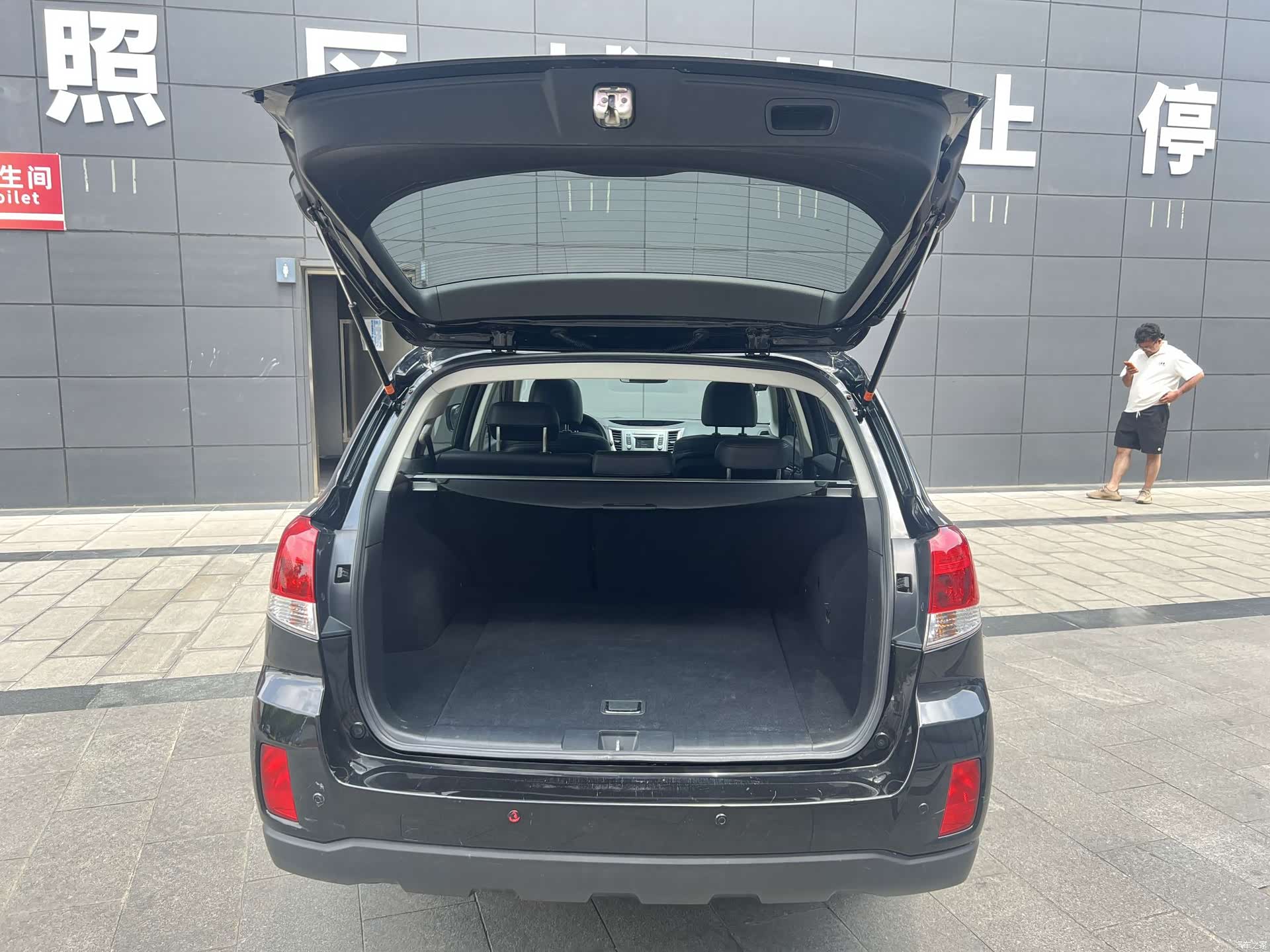 Subaru Outback, 2012 10