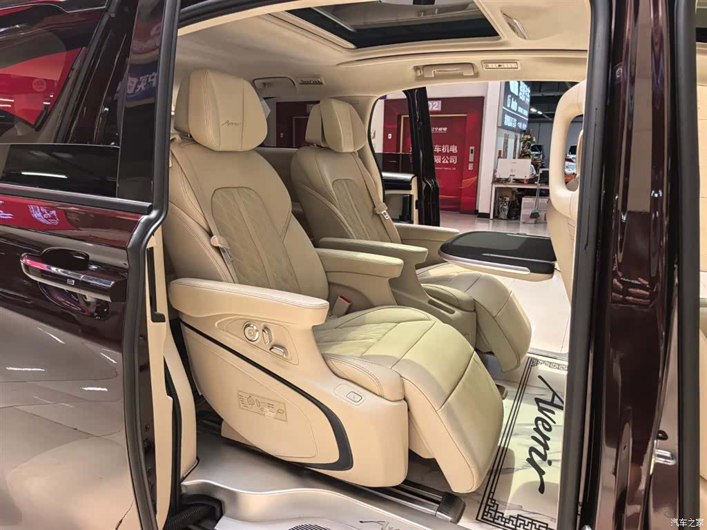Buick GL8, 2021 8