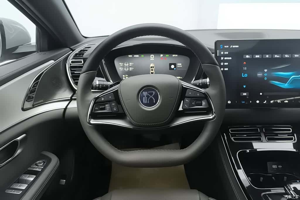 BYD Han, 2025 15