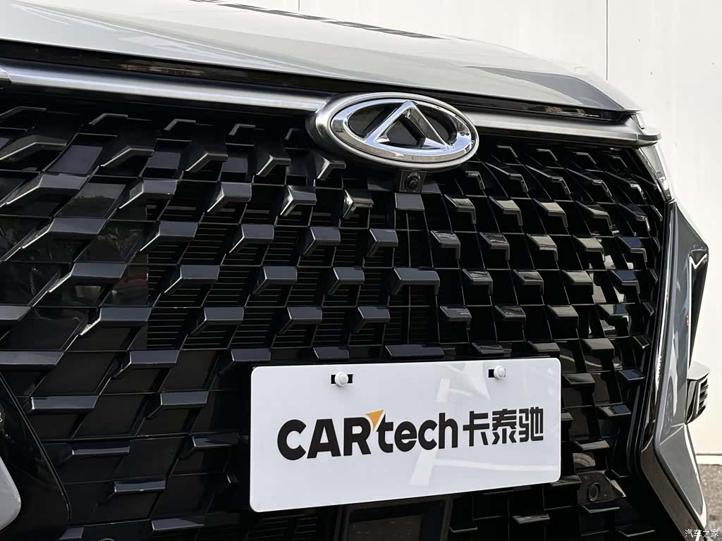Chery Tiggo 8, 2025 14