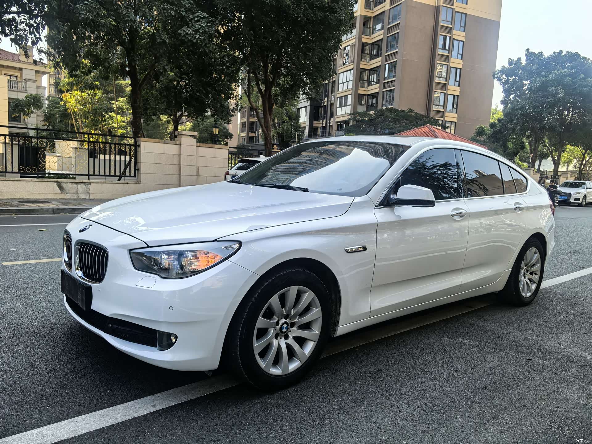 BMW 5 Series, 2013 1