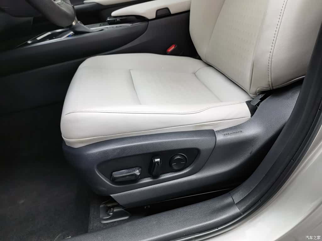 Lexus UX, 2020 20