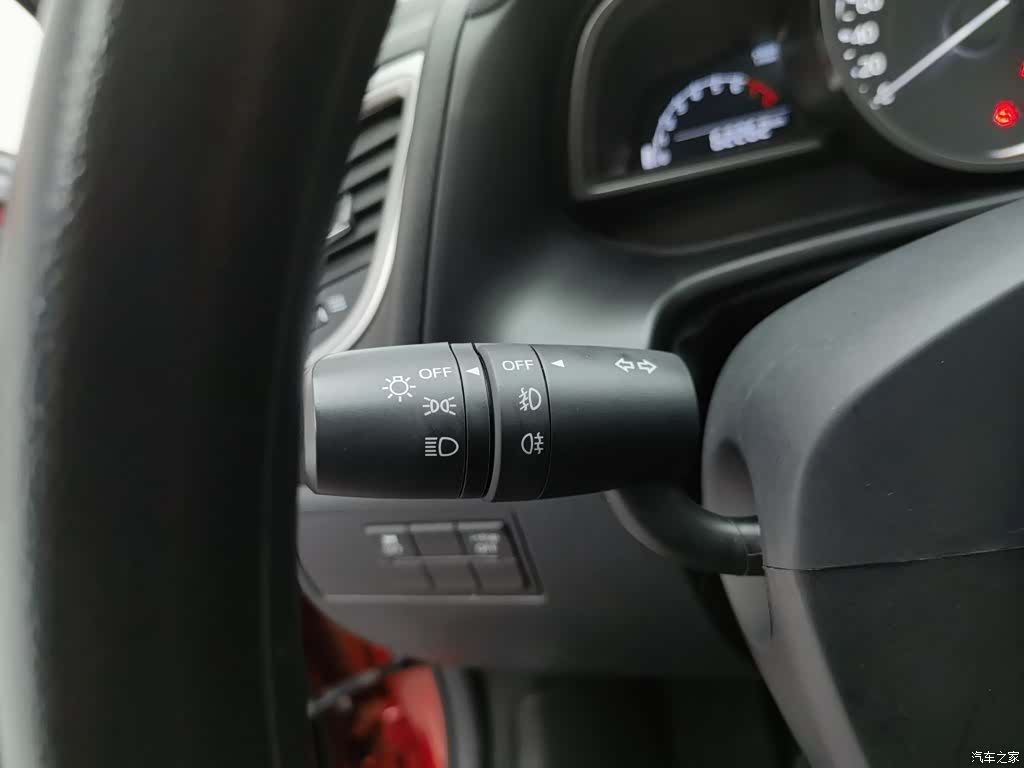 Mazda Mazda3, 2018 21