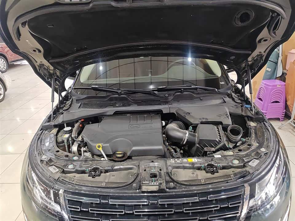 Land Rover Range Rover Aurora