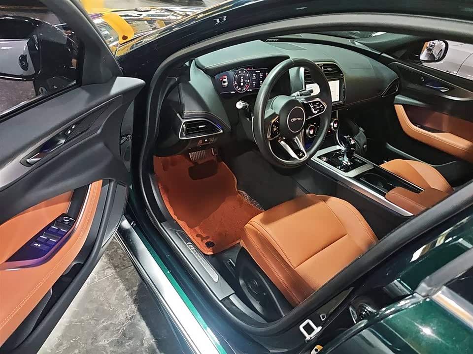 Jaguar XEL Jaguar XEL