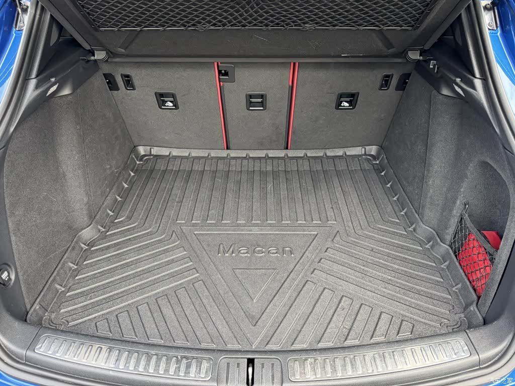 Porsche Macan, 2019 10