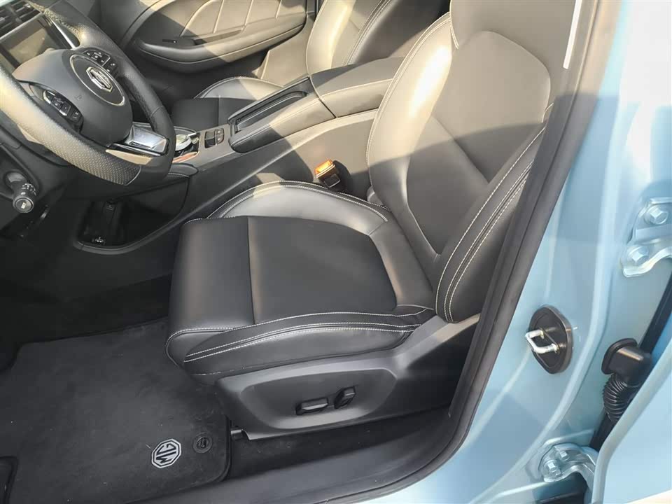 MG EZS pure electric