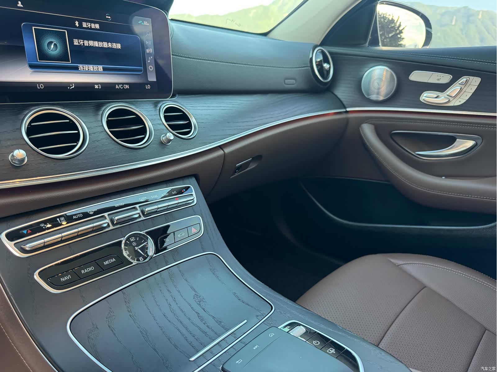 Mercedes-Benz E-Class, 2019 8