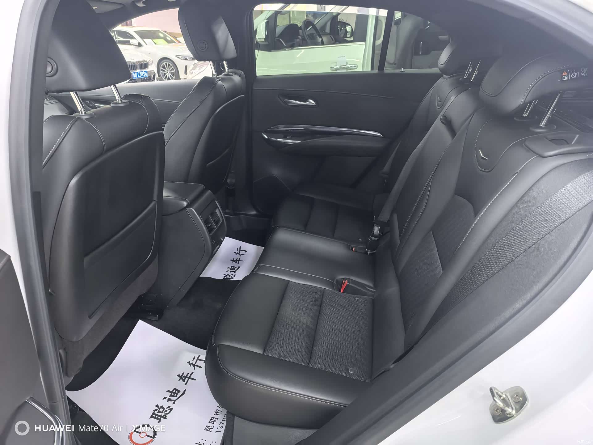 Cadillac XT4, 2023 все фото