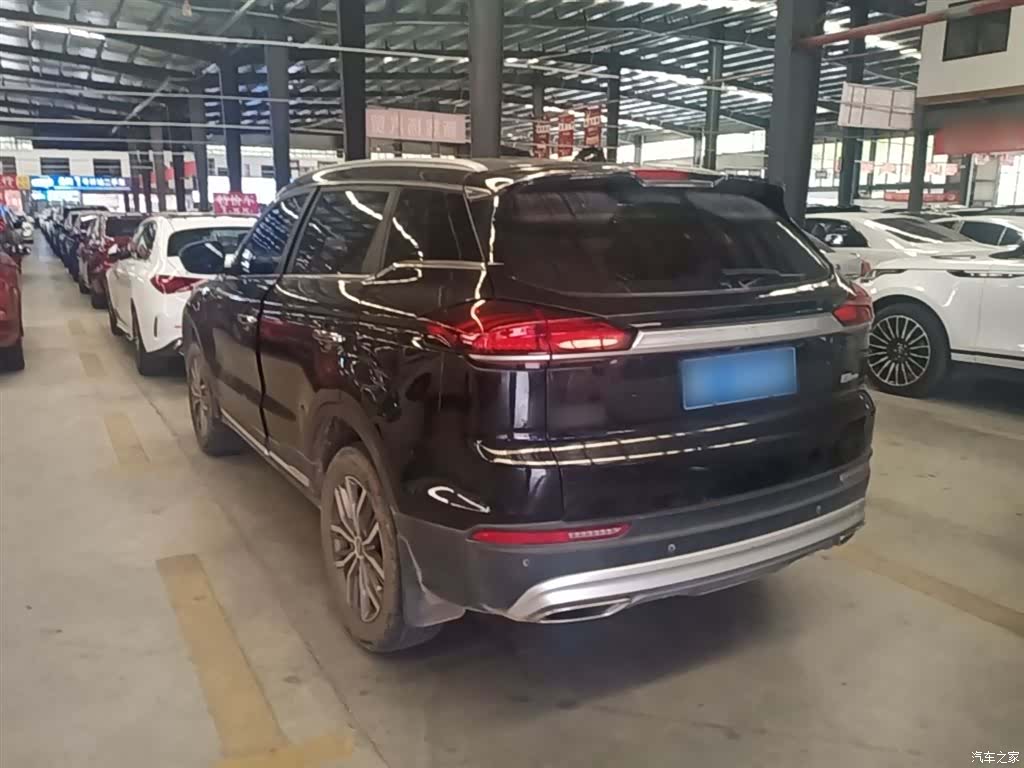 Geely Boyue, 2021 все фото