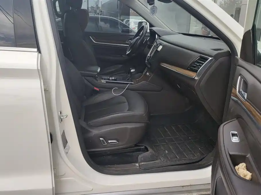 Roewe RX8 Roewe RX8