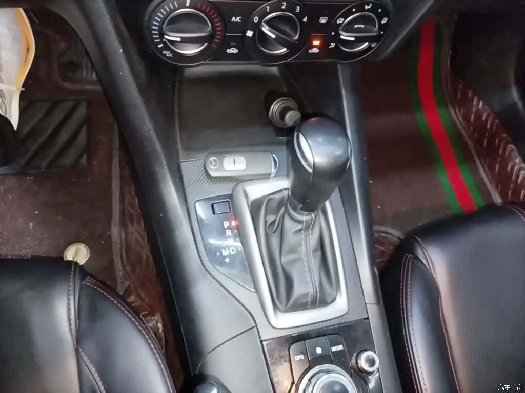 Mazda Mazda3, 2018 14