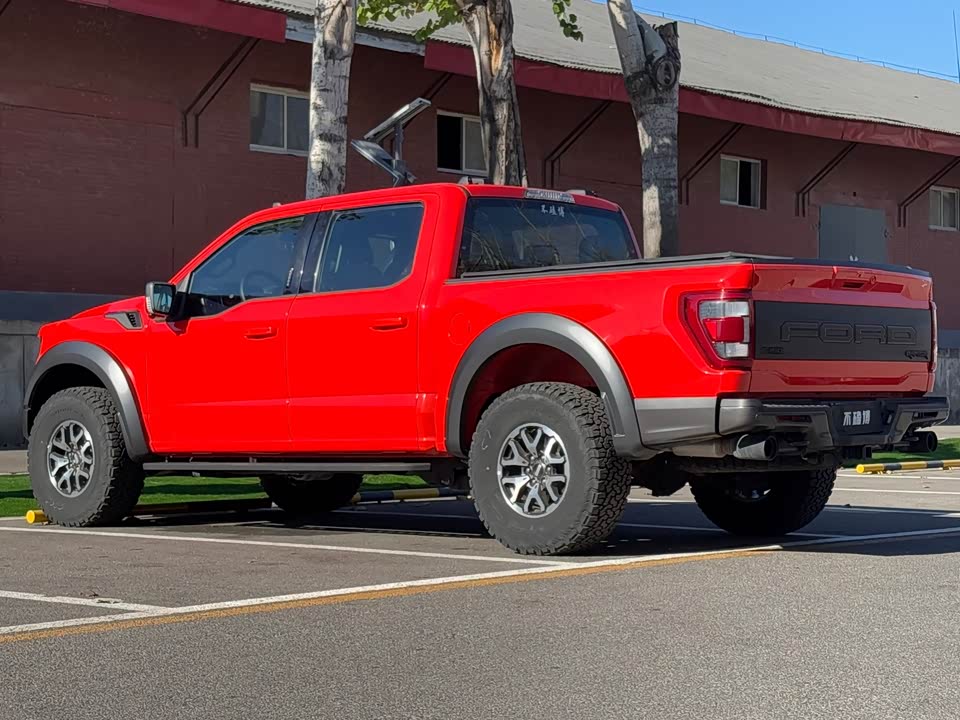 Ford F-150 Raptor