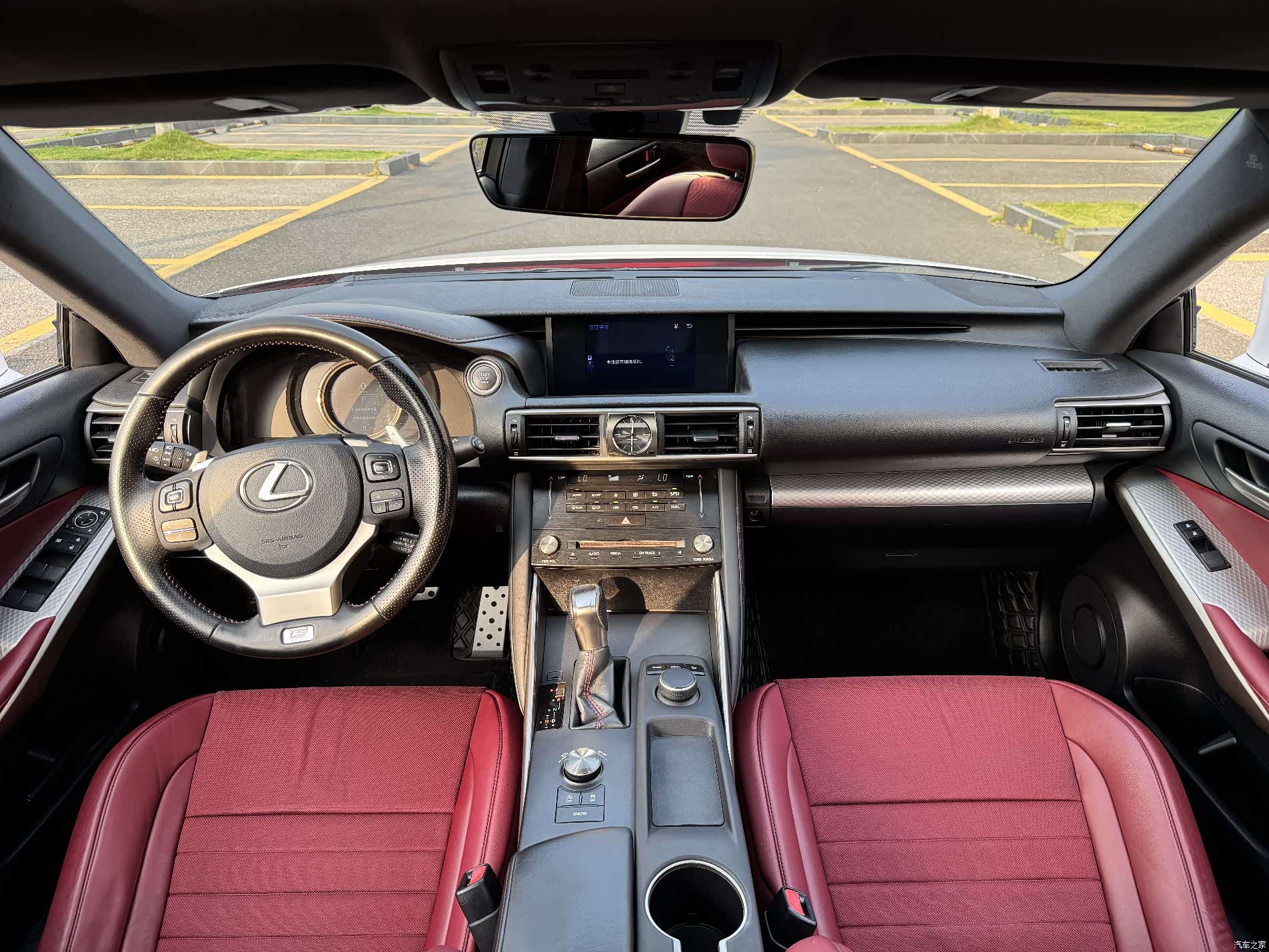 Lexus IS, 2018 13