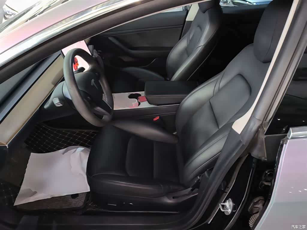 Tesla Model 3, 2021 15