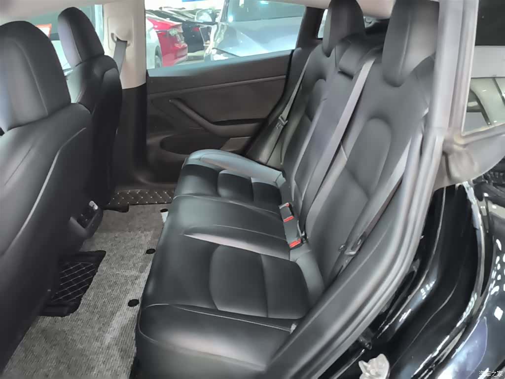 Tesla Model 3, 2021 17