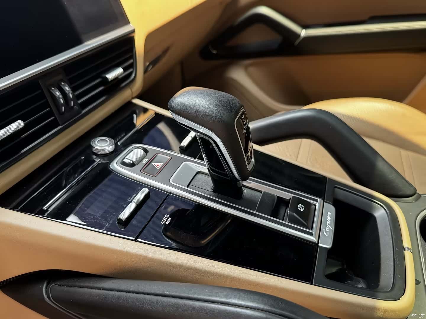 Porsche Cayenne, 2018 12