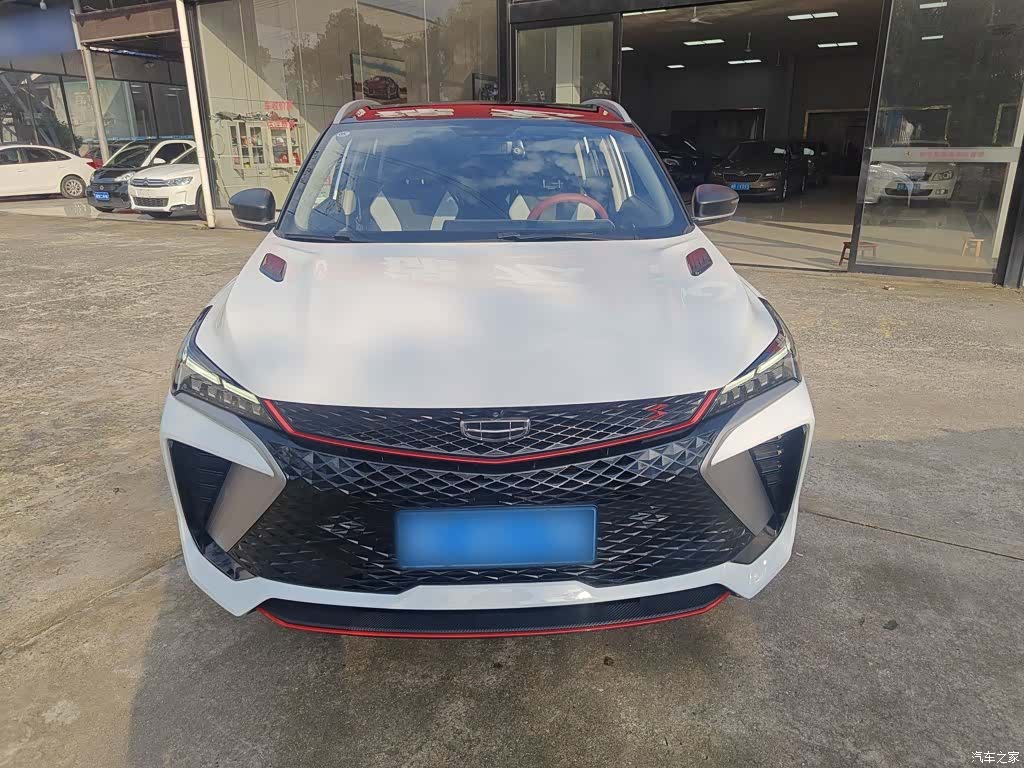 Geely Coolray, 2022 8