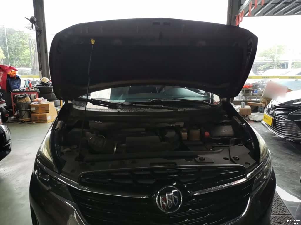 Buick GL8, 2020 20