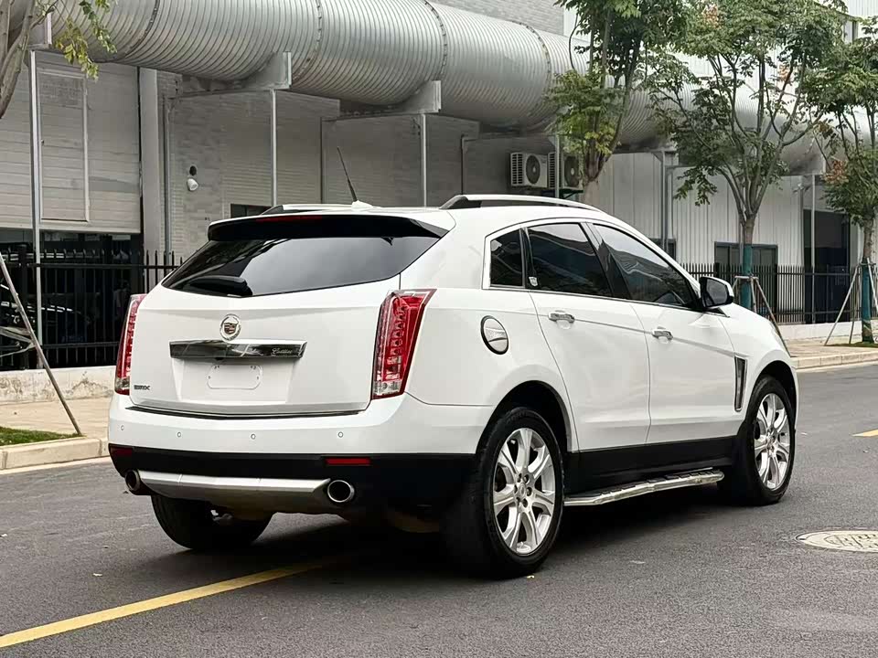 Cadillac SRX