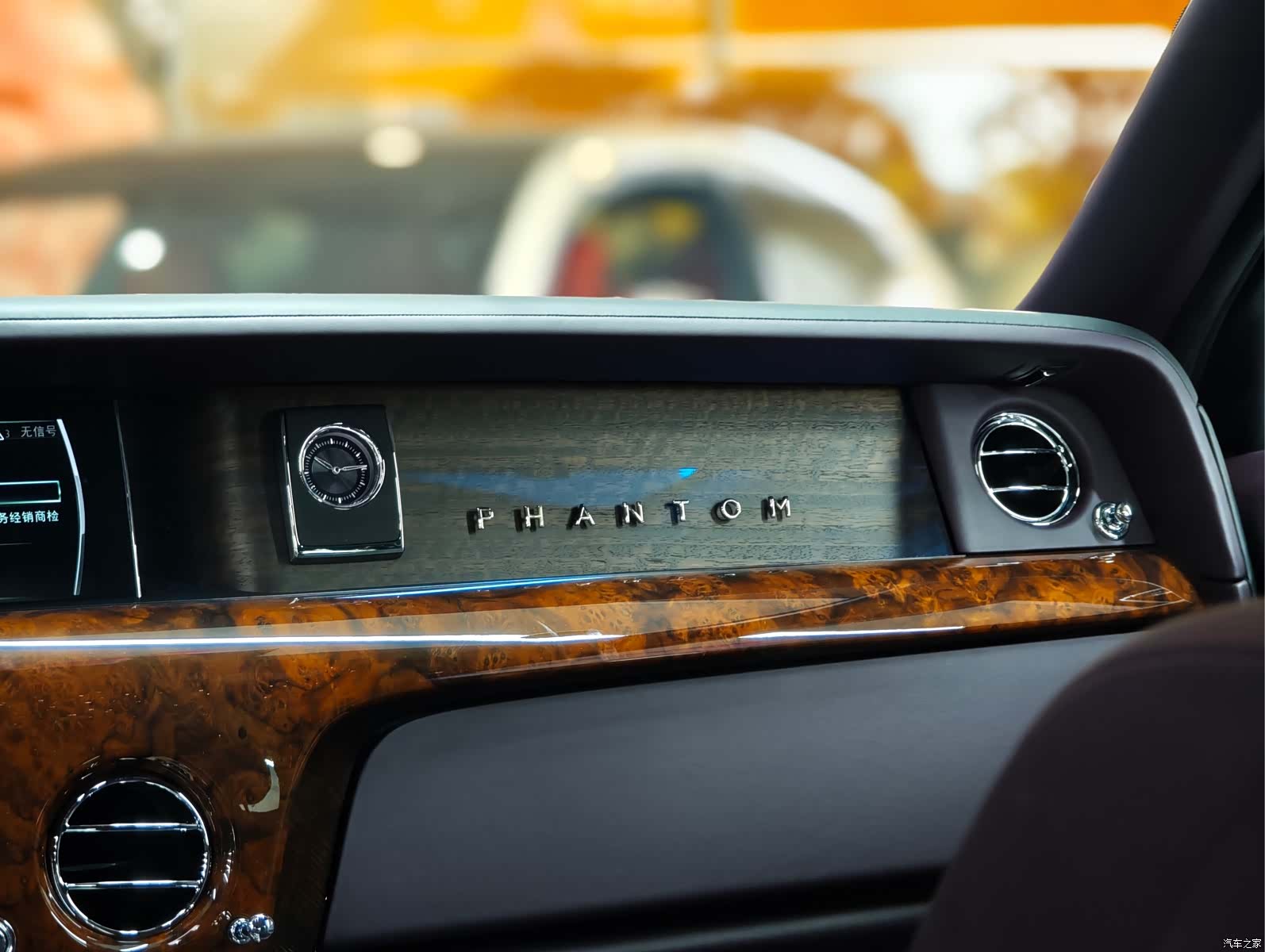 Rolls-Royce Phantom, 2019 23