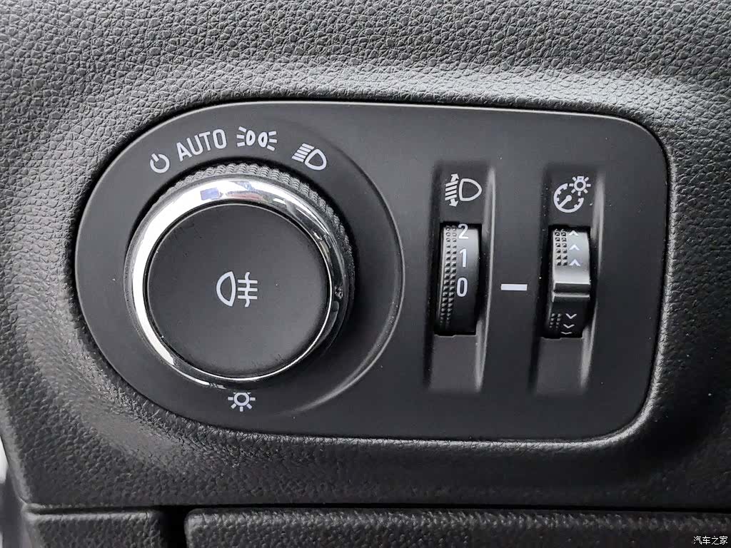 Buick Verano, 2019 21