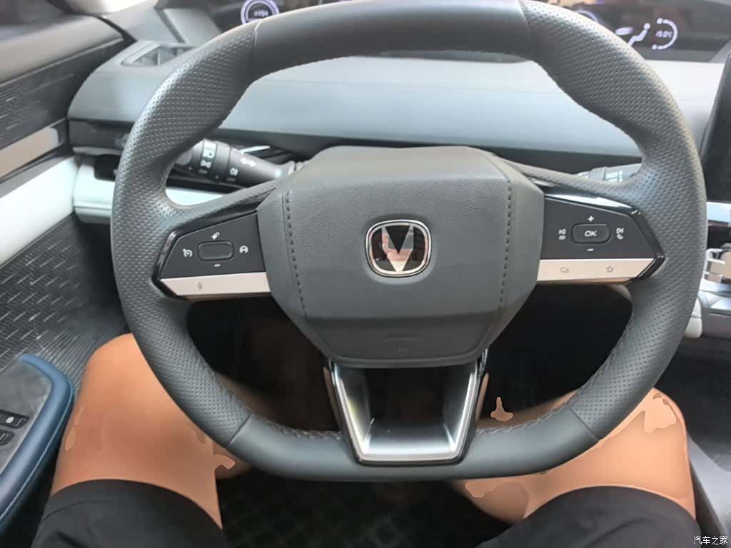 Changan UNI-V, 2023 11