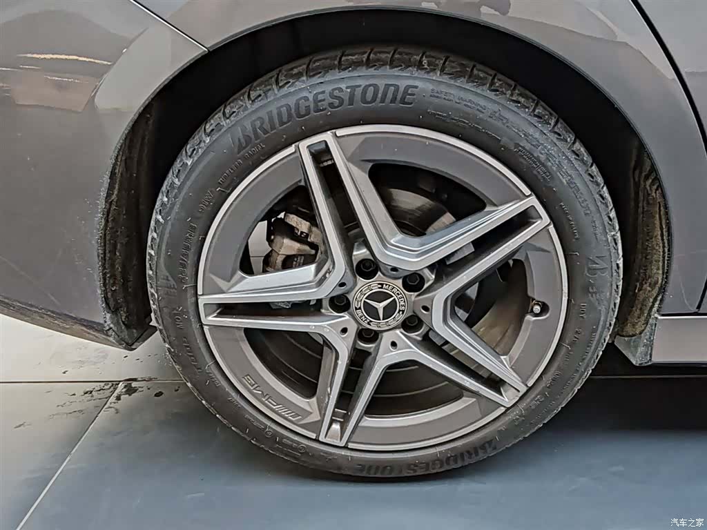 Mercedes-Benz CLA, 2025 11