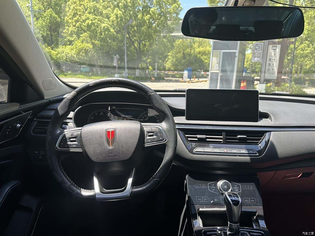 Hongqi H5, 2019 13