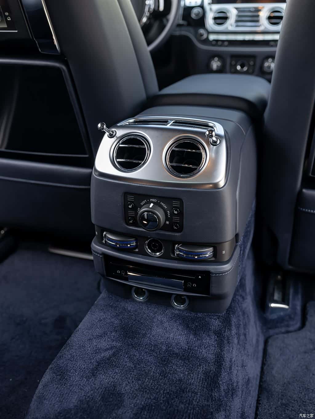 Rolls-Royce Ghost, 2019 26