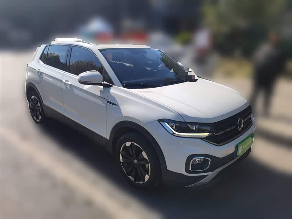 Volkswagen Exploring the shadow