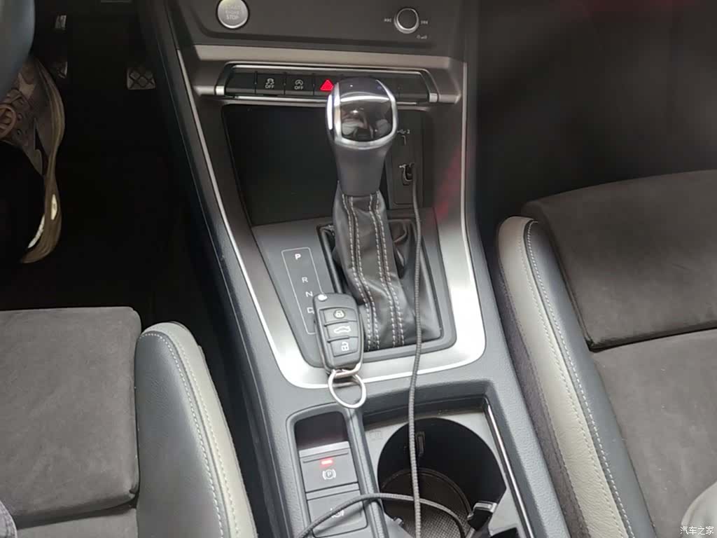 Audi Q3, 2020 14