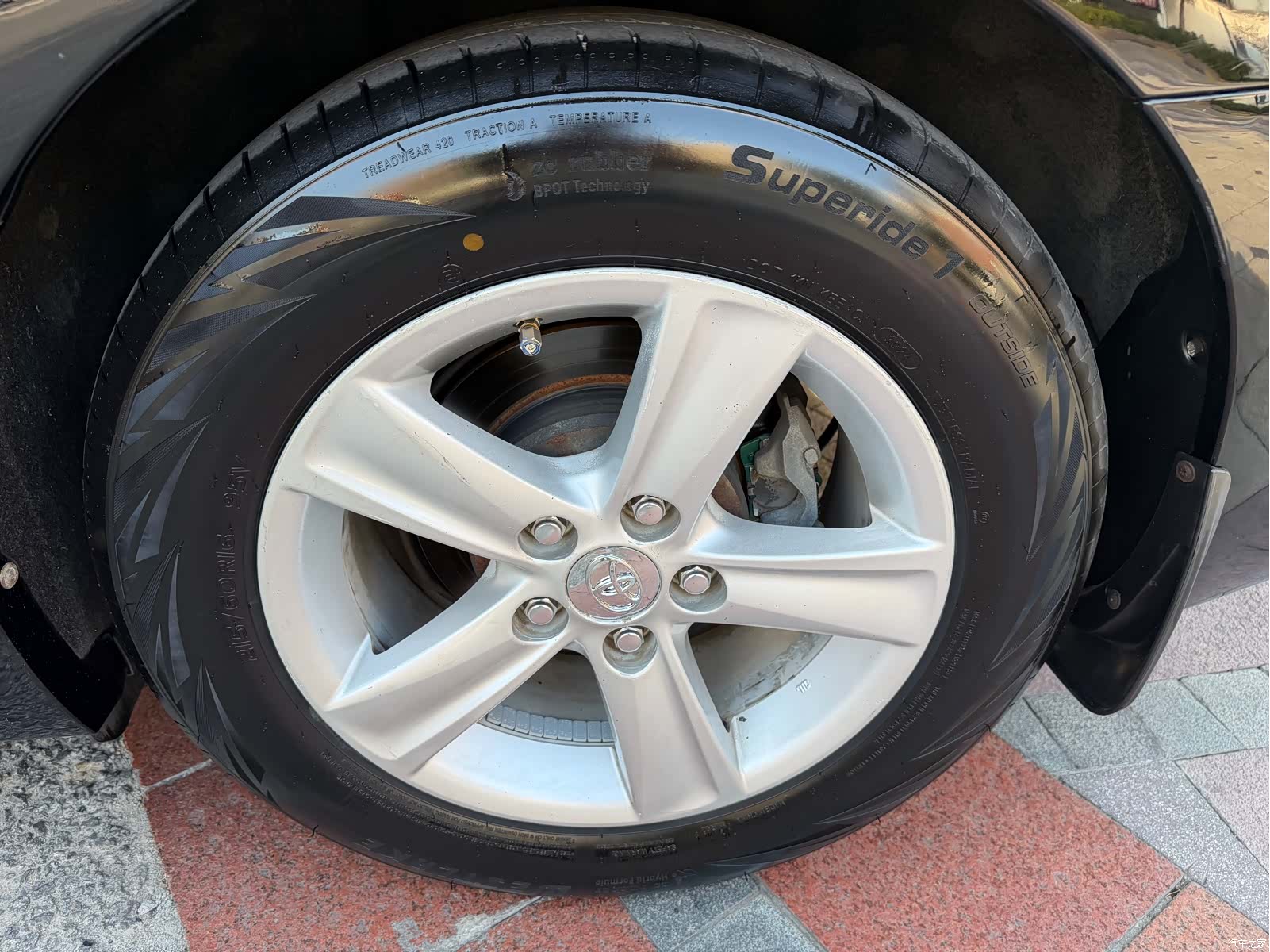 Toyota 2.5V, 2013 11