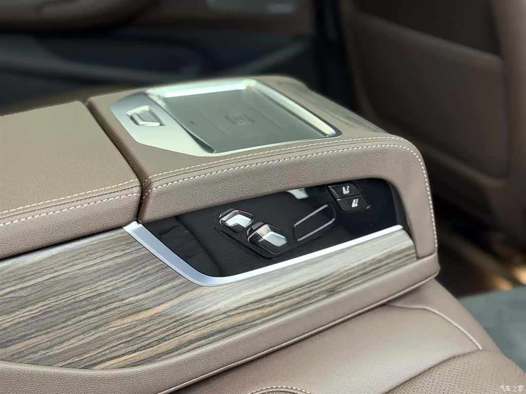 BMW 5 Series, 2023 23