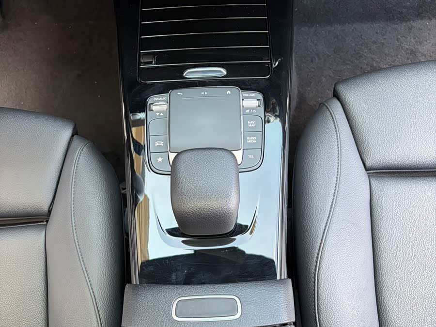 Mercedes-Benz A-Class 2022, фото 11