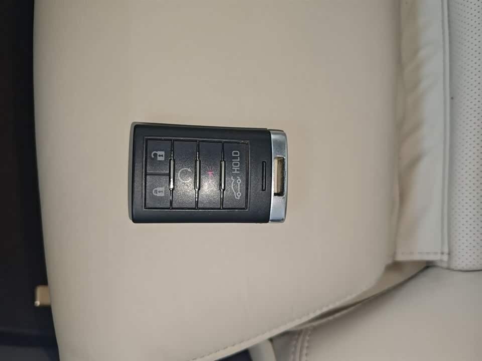 Cadillac XTS