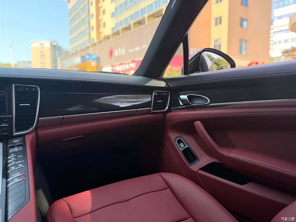 Porsche Panamera, 2011 9